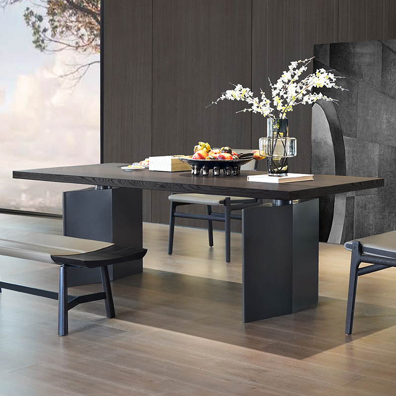 意式极简长方形餐厅餐桌设计师家用烟熏色金属脚简约白蜡木实木