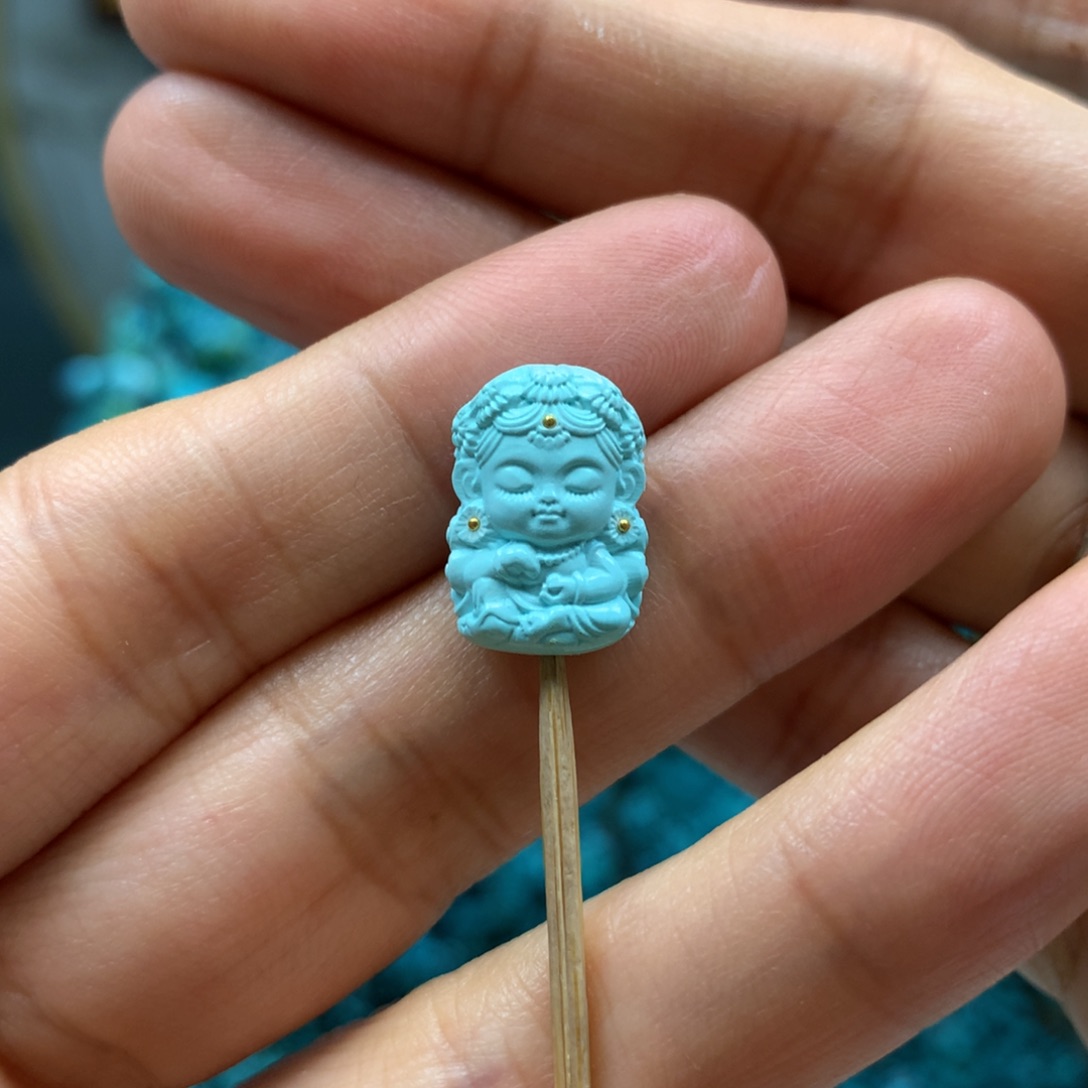 绿松石配饰未镶嵌