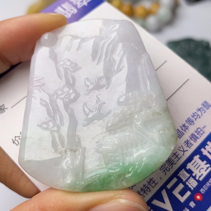 翡翠颈饰未镶嵌翡翠