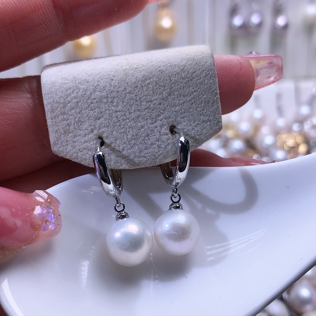 淡水珍珠耳饰合金