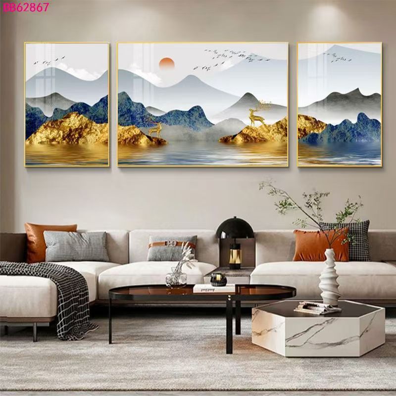 新中式三联装饰画轻奢客厅沙发背后大气金山壁画背有靠山酒店挂画