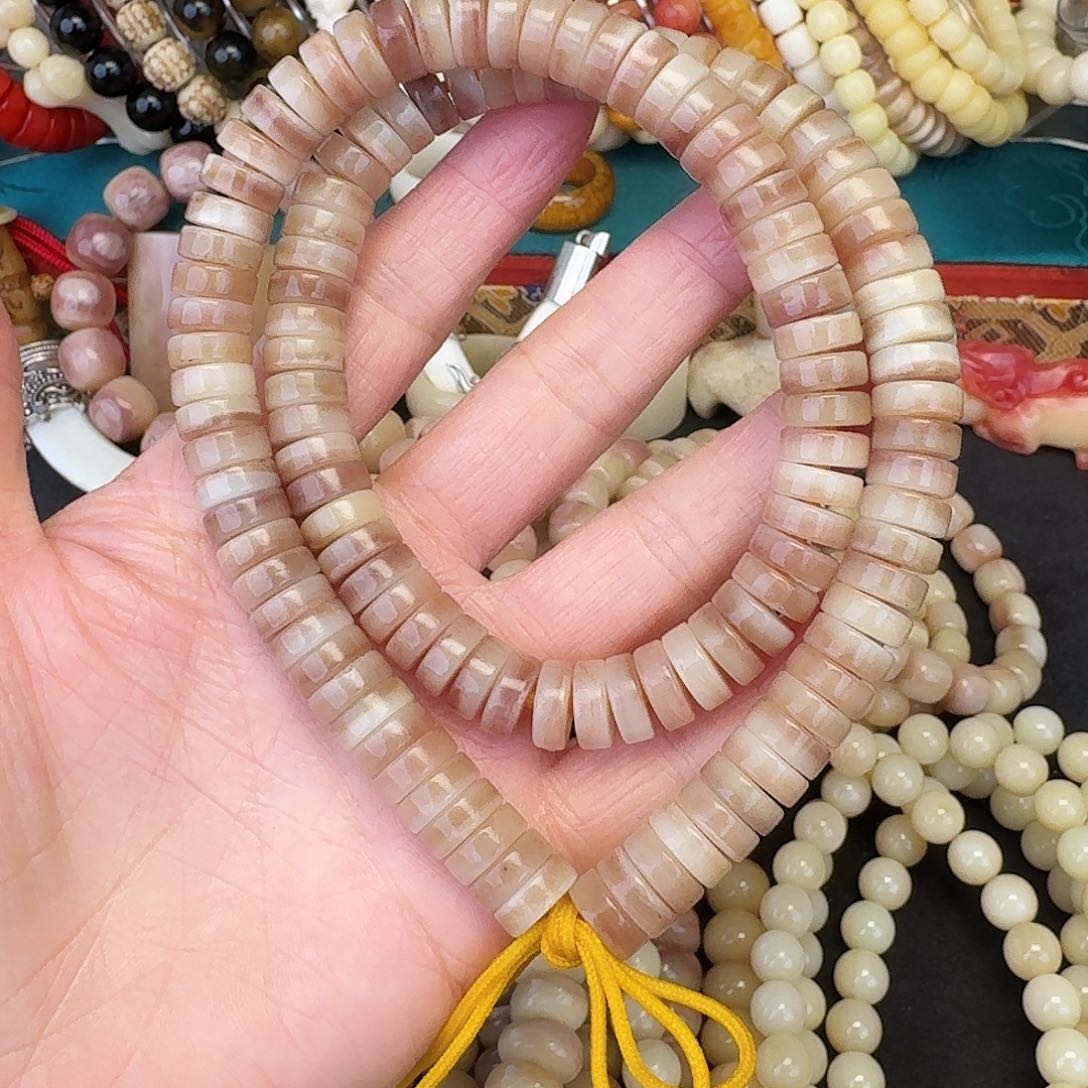 驼骨其他骆驼骨三花10*4尺寸108颗