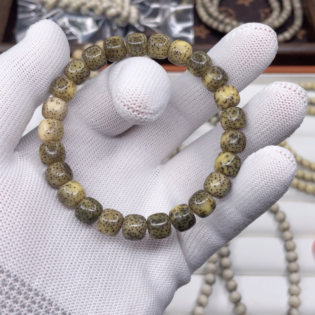 星月菩提手串糯冰石玉料小细星9x8绿包白福利