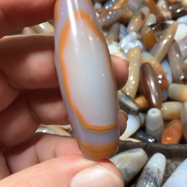 玛瑙/玉髓颈饰合金