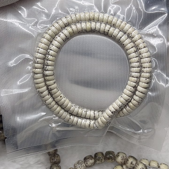 星月菩提手串药片卡7白蛇腹原白