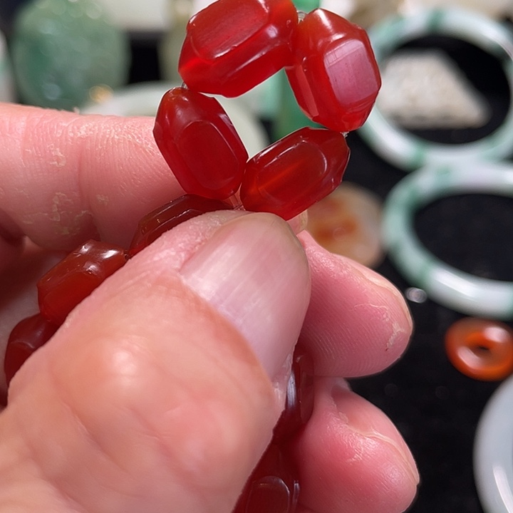 玛瑙/玉髓颈饰合金一***勇