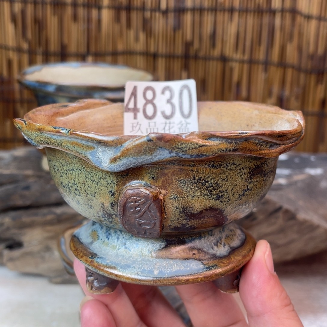 景德镇陶瓷手工花盆默认瑕疵