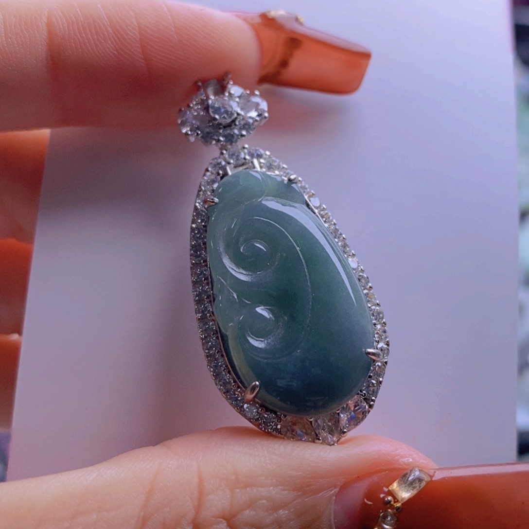 翡翠吊坠(不含链)未镶嵌