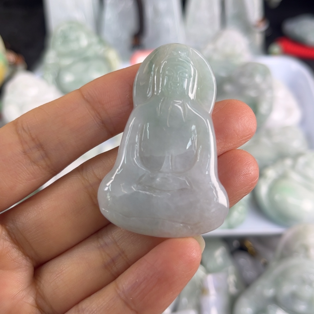 翡翠未镶嵌吊坠(不含链)瑕疵
