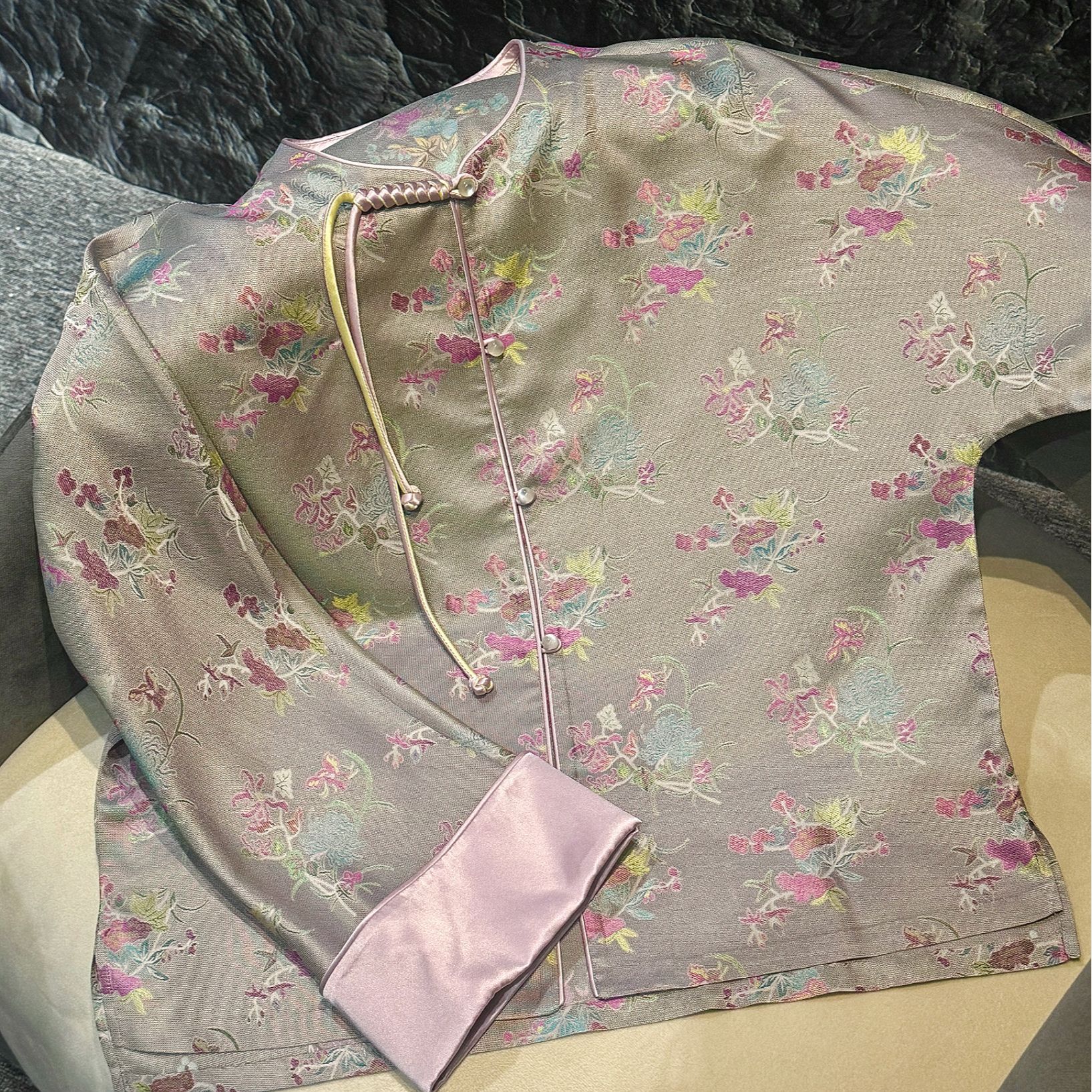 露花浓·非遗异色萝外套 手工包边｜顶奢手工艺