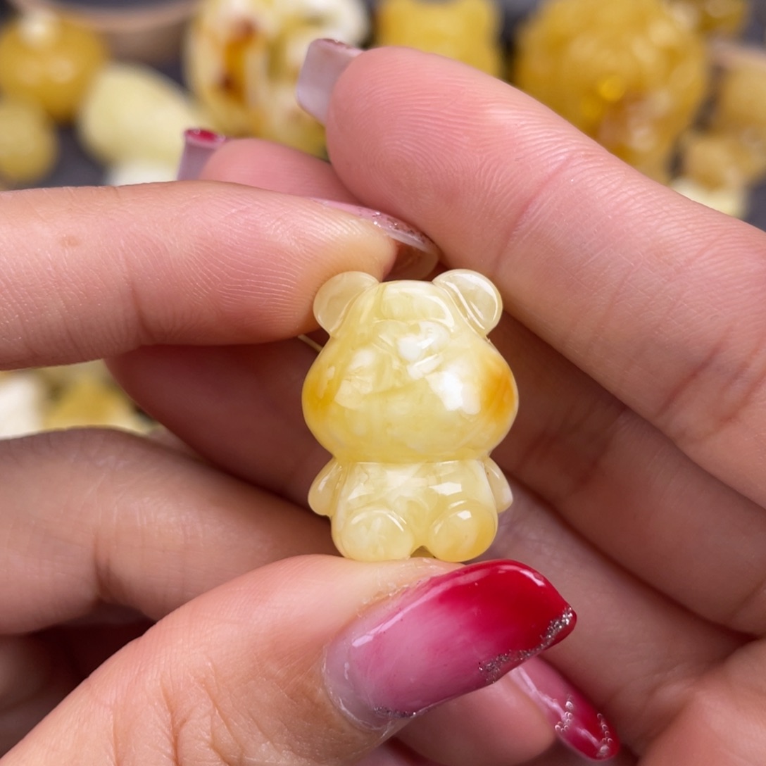 琥珀裸石未镶嵌蜜蜡