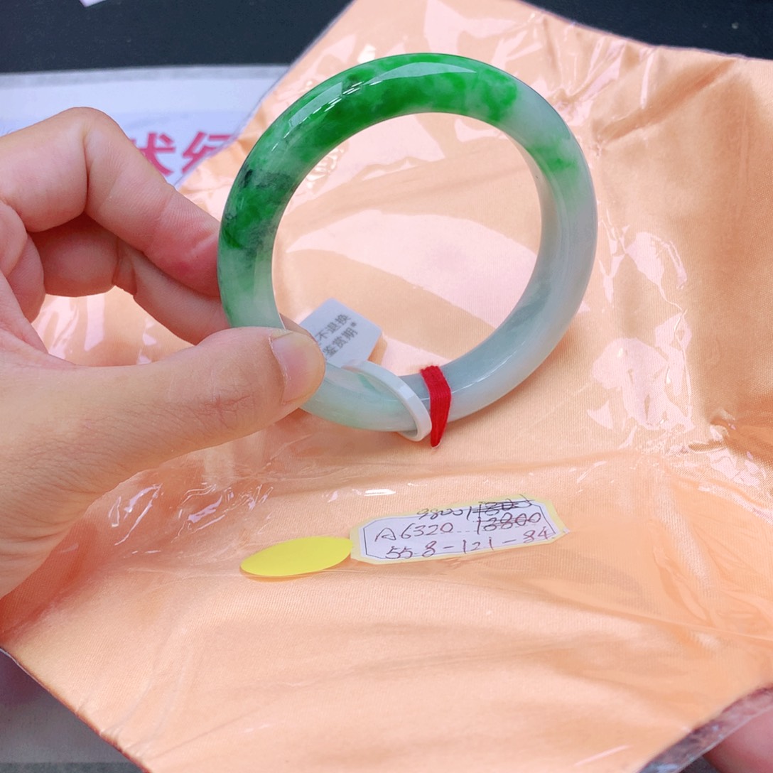 未镶嵌手镯翡翠我