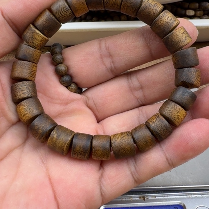 白***杨手串沉香油叶子手串9克加
