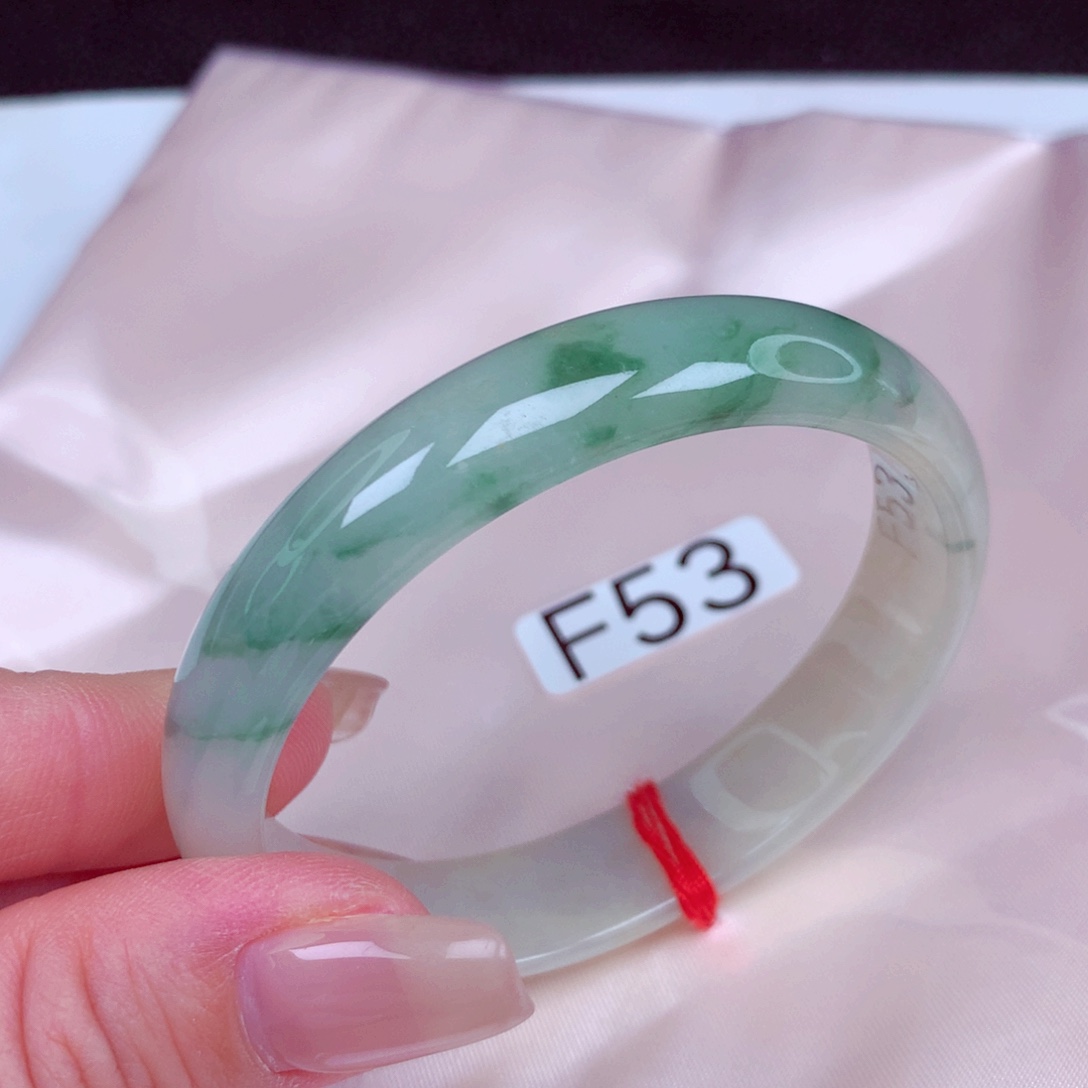 翡翠未镶嵌手镯手镯