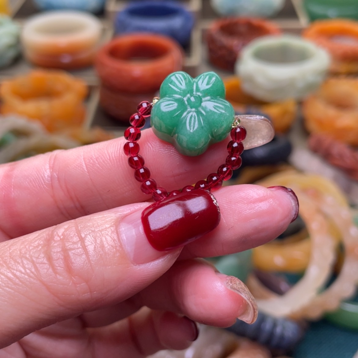 【闪购商品】石英质玉手镯未镶嵌