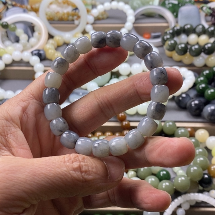 和田玉挂件未镶嵌故**云