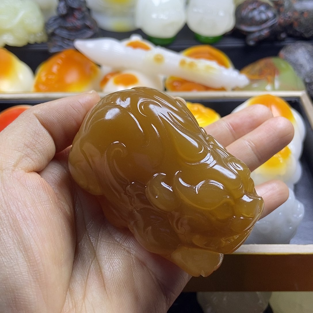 无花朵原石手把件