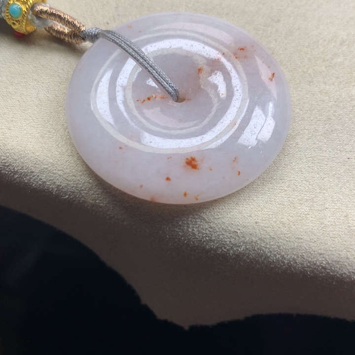 翡翠颈饰未镶嵌吊坠