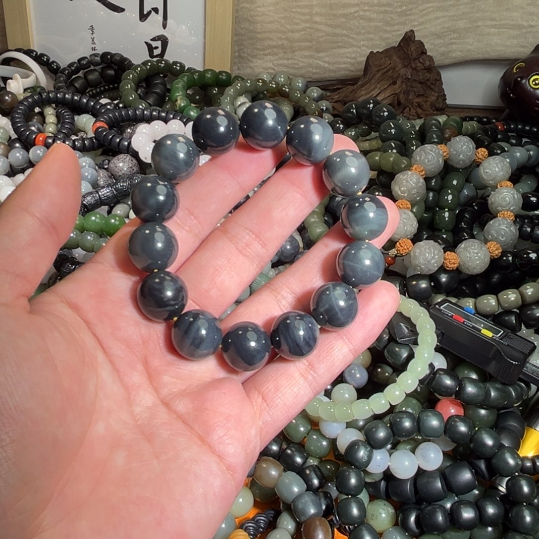 和田玉手链未镶嵌