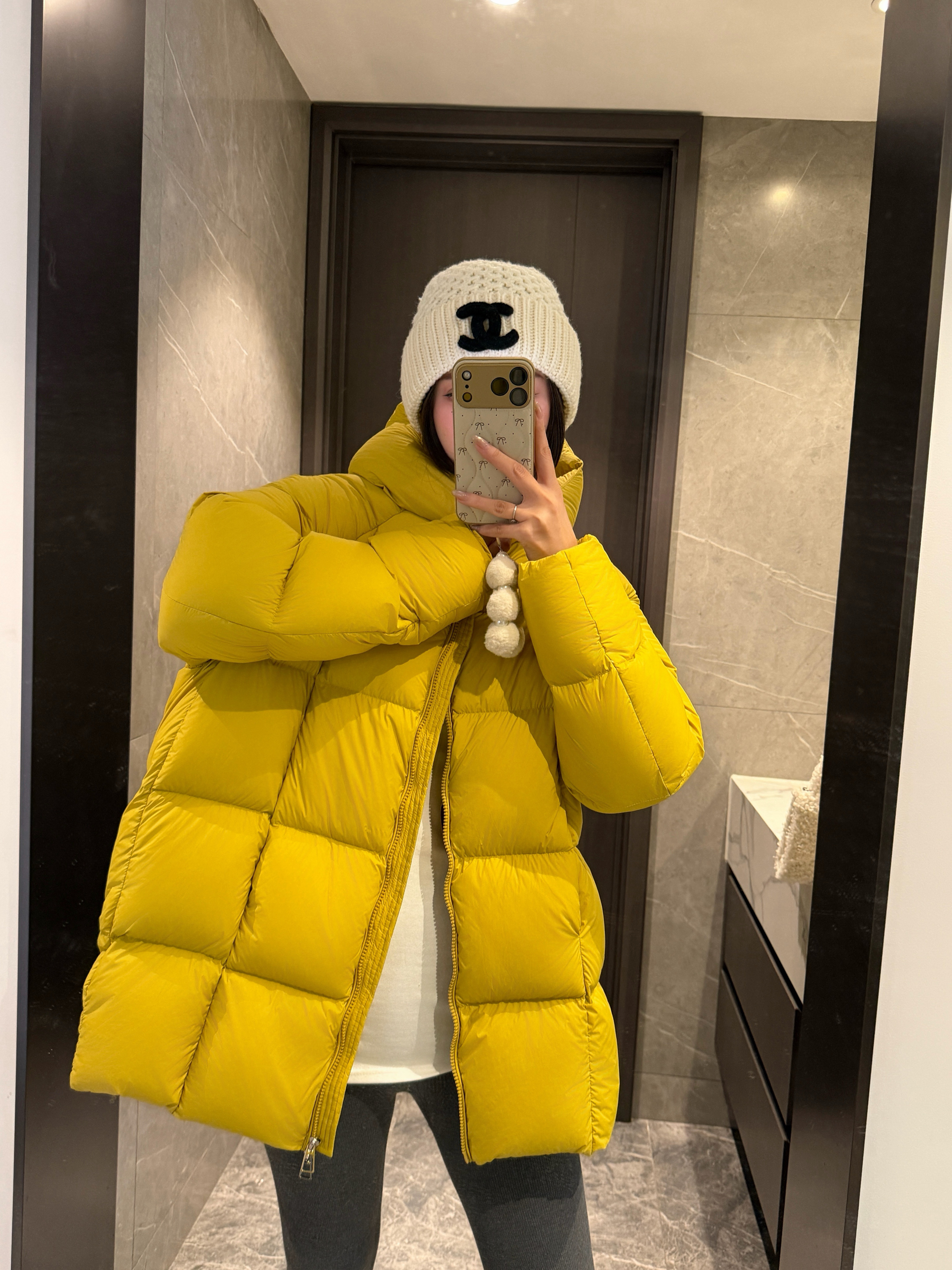 云朵泡芙零压2025新95新国标白鹅绒高充335g南瓜帽中长羽绒YR701