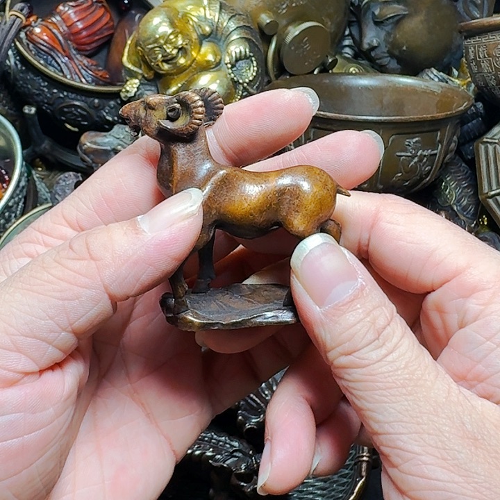 铜器摆件收收藏藏