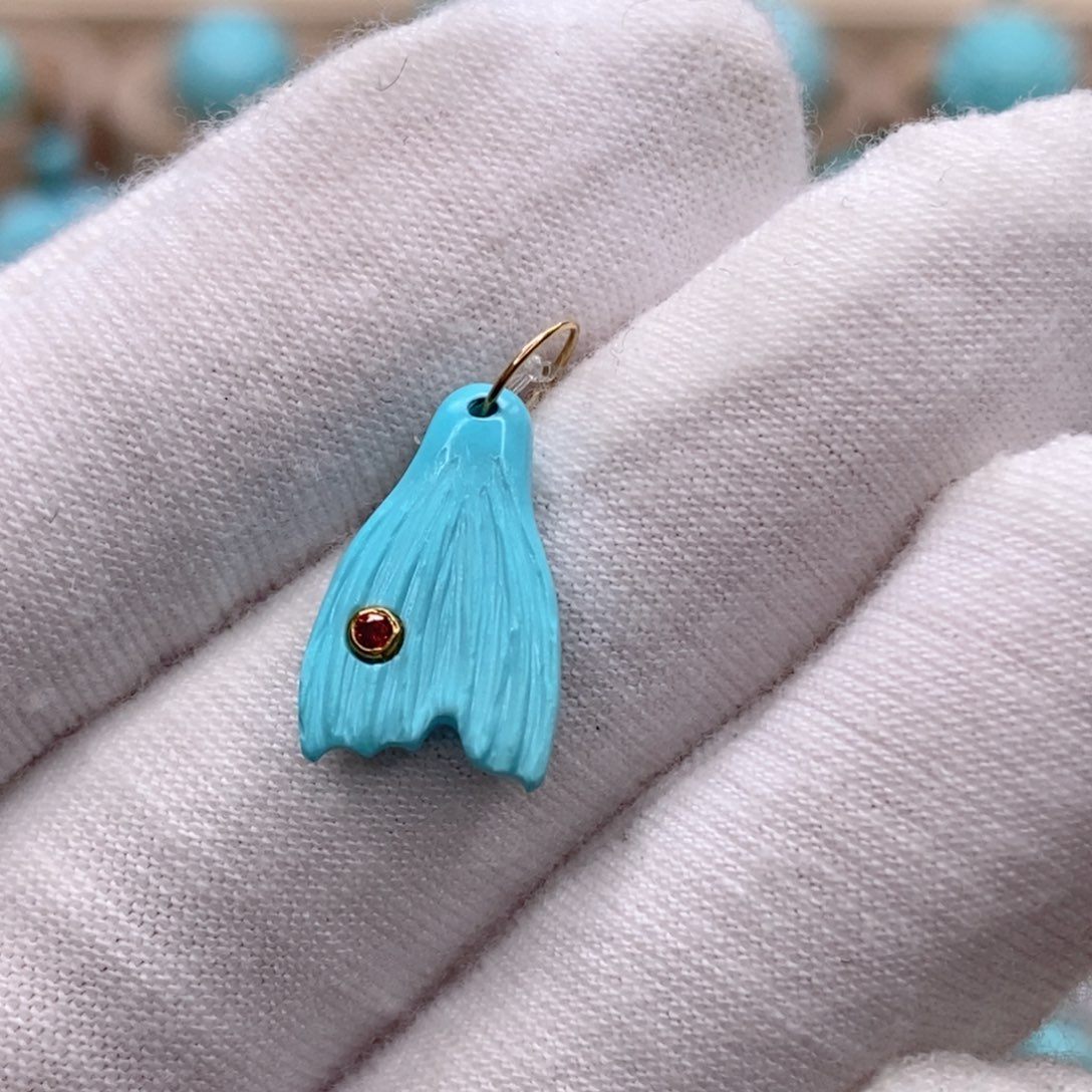 绿松石未镶嵌珠宝奇石