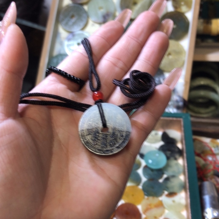 岫玉岫玉挂件未镶嵌