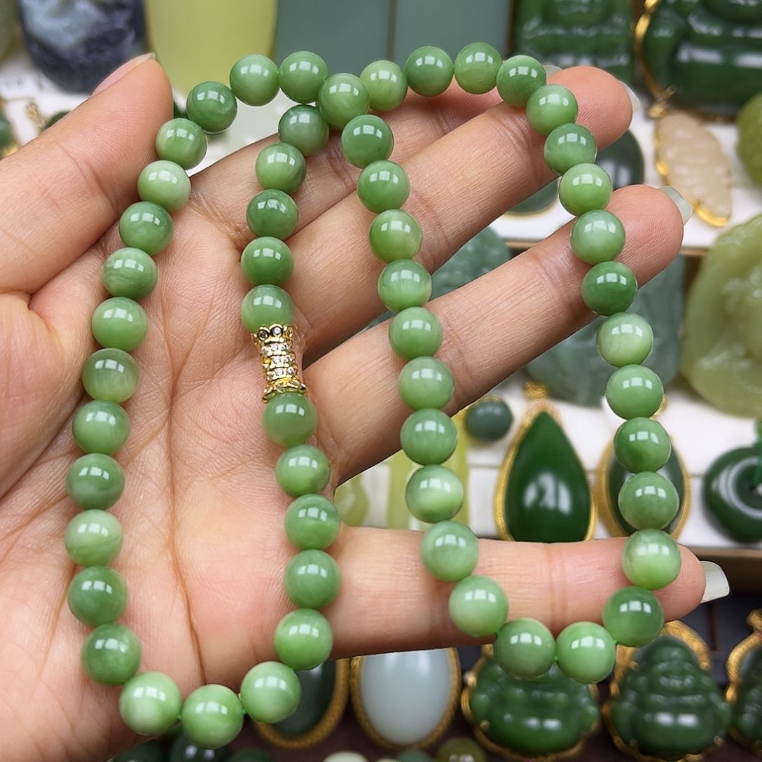 和田玉未镶嵌项链黑羊洞卡8