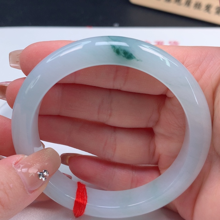 翡翠手镯未镶嵌缅甸天然A货翡翠