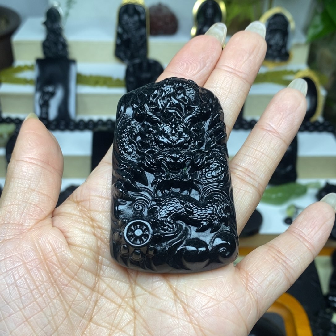 蛇纹石玉吊坠未镶嵌小*当