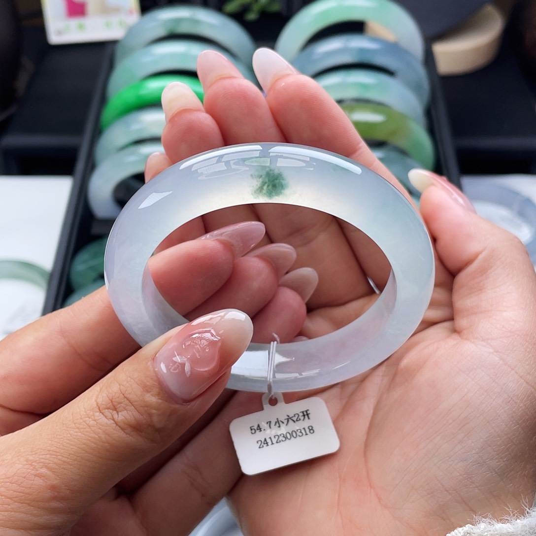 翡翠手镯未镶嵌54-55冰胶飘花、截图询价