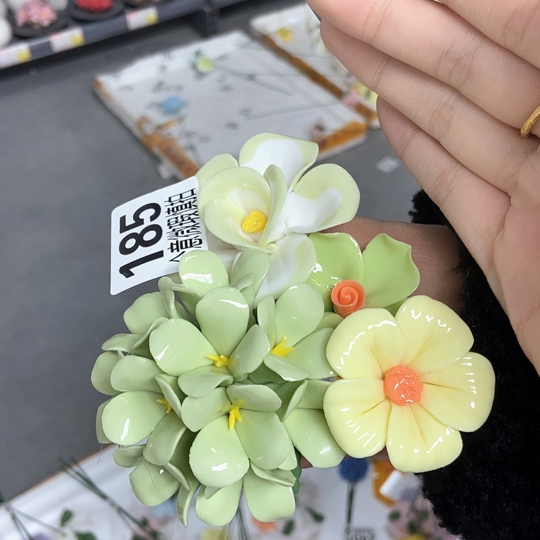 陶瓷设计风格现代