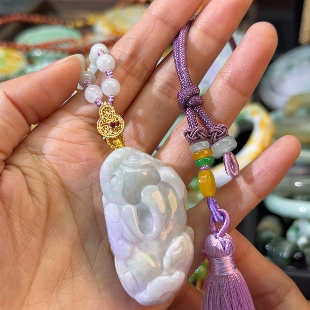 翡翠颈饰未镶嵌待编款