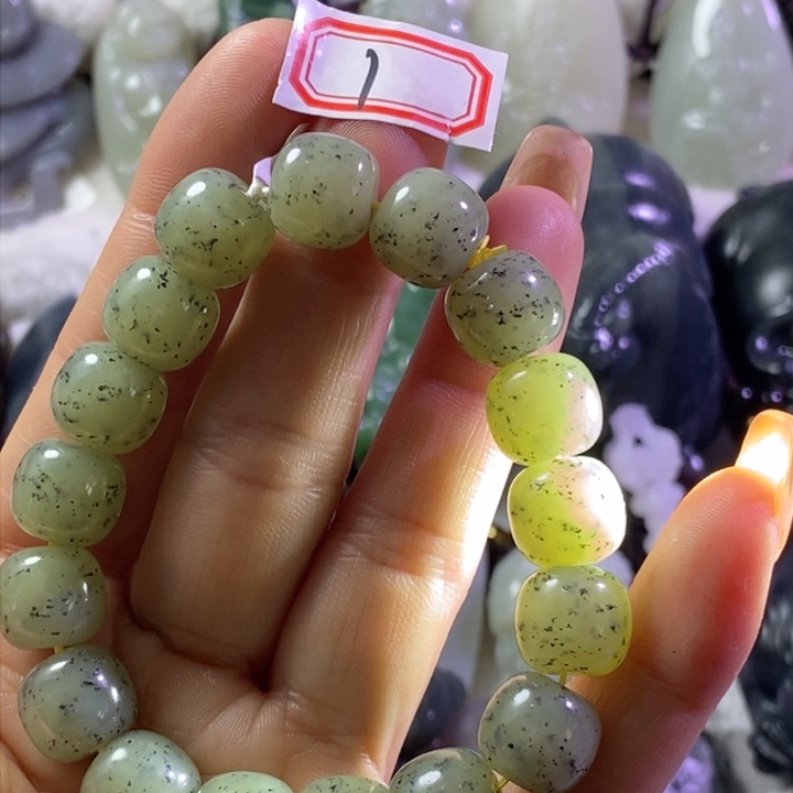 和田玉边角料未镶嵌