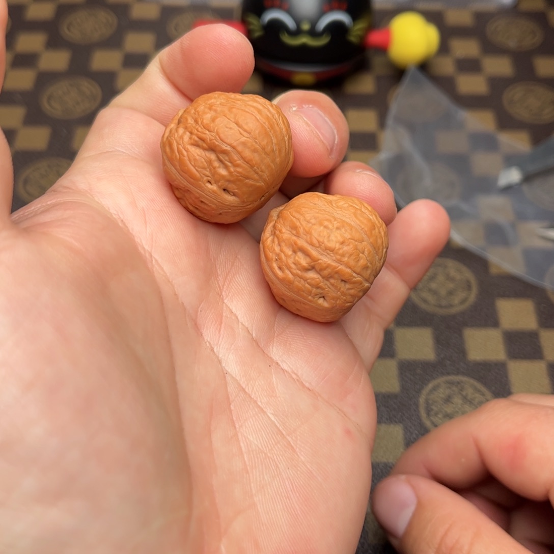 文玩核桃把件570000000