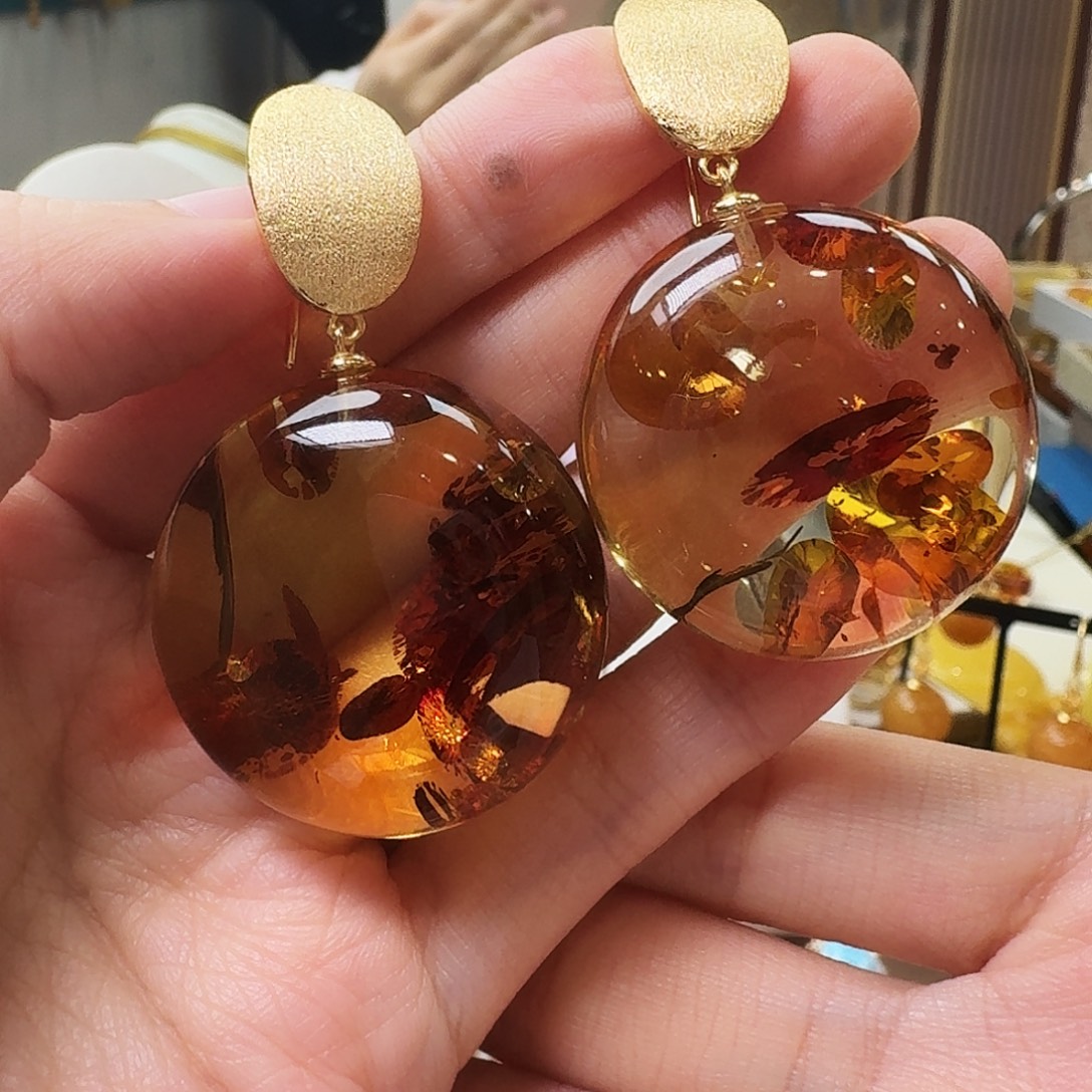 琥珀未镶嵌颈饰耳坠