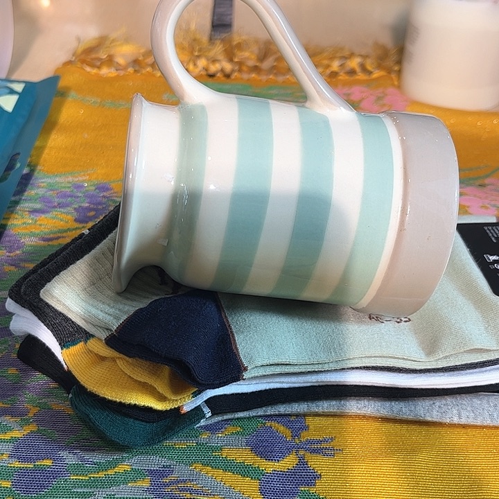 瓷片Ddfhjgghjhggjhhjj