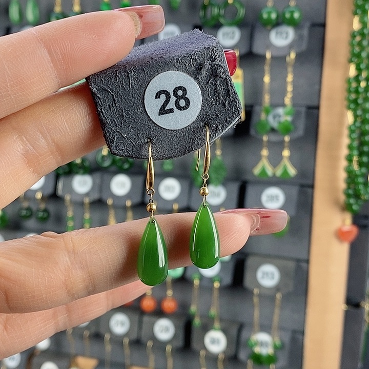 和田玉耳饰18K金镶嵌