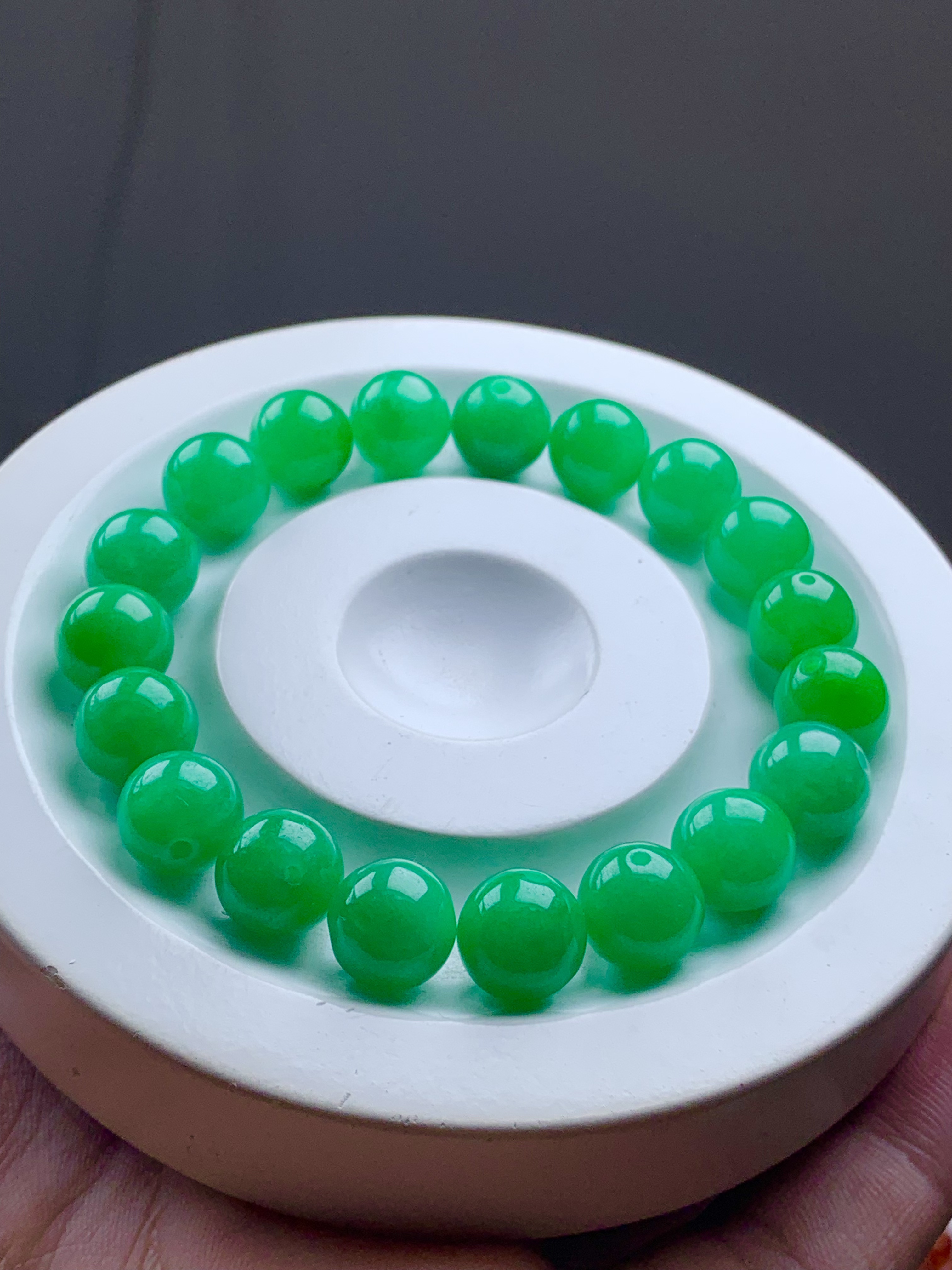 天然缅甸翡翠A货 卡10mm绿珠 多样性发货其一