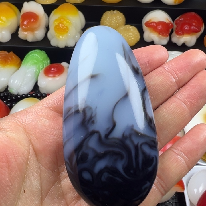 新疆戈壁五彩石金丝