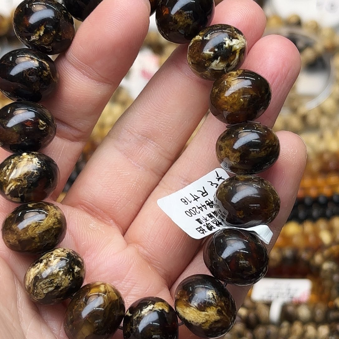 酒***谣琥珀未镶嵌裸石十六90880