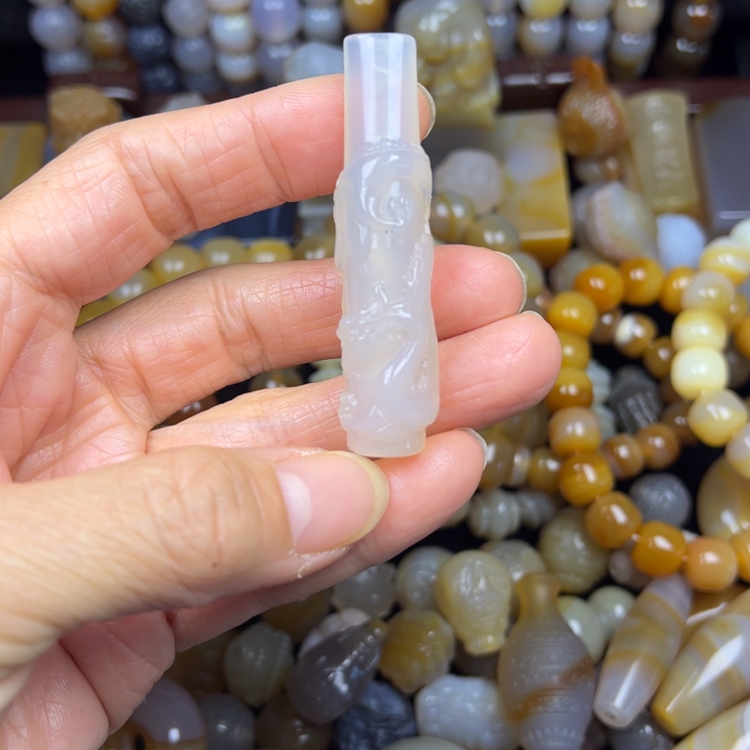 玛瑙/玉髓未镶嵌颈饰