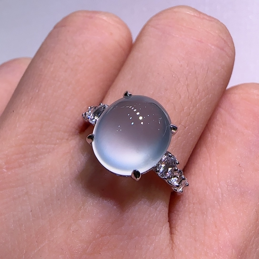 翡翠戒指18K金镶嵌戒指