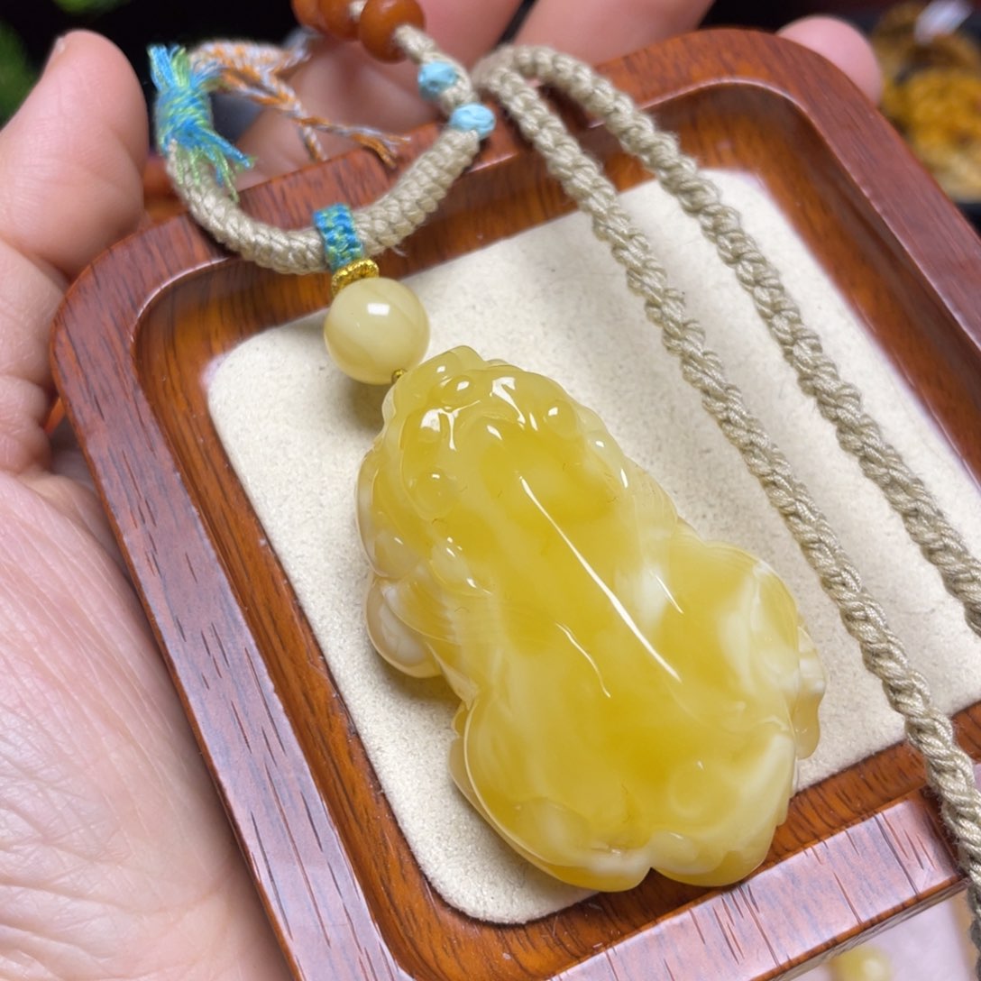 蜜蜡颈饰未镶嵌项链