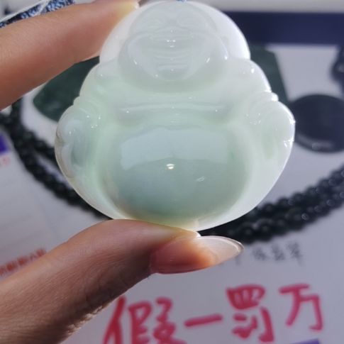 翡翠颈饰未镶嵌天然的A货翡翠多样性发货