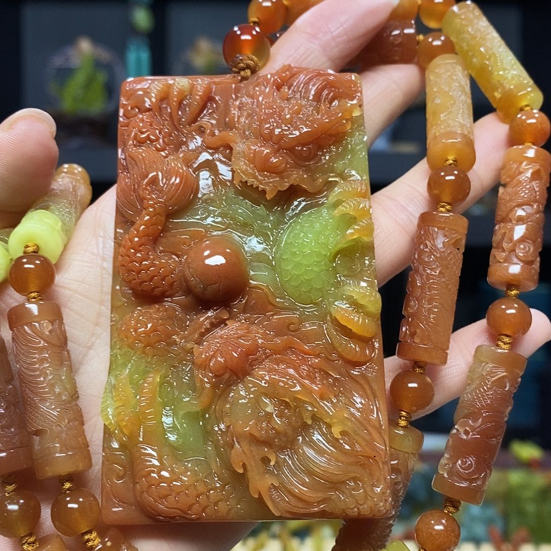 未镶嵌岫玉挂件吊坠