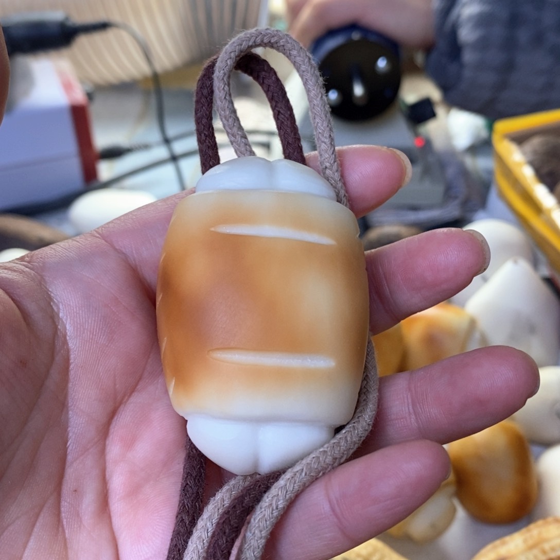 菩提根/象牙果把件子*象牙果雕刻大鸡翅打孔编绳