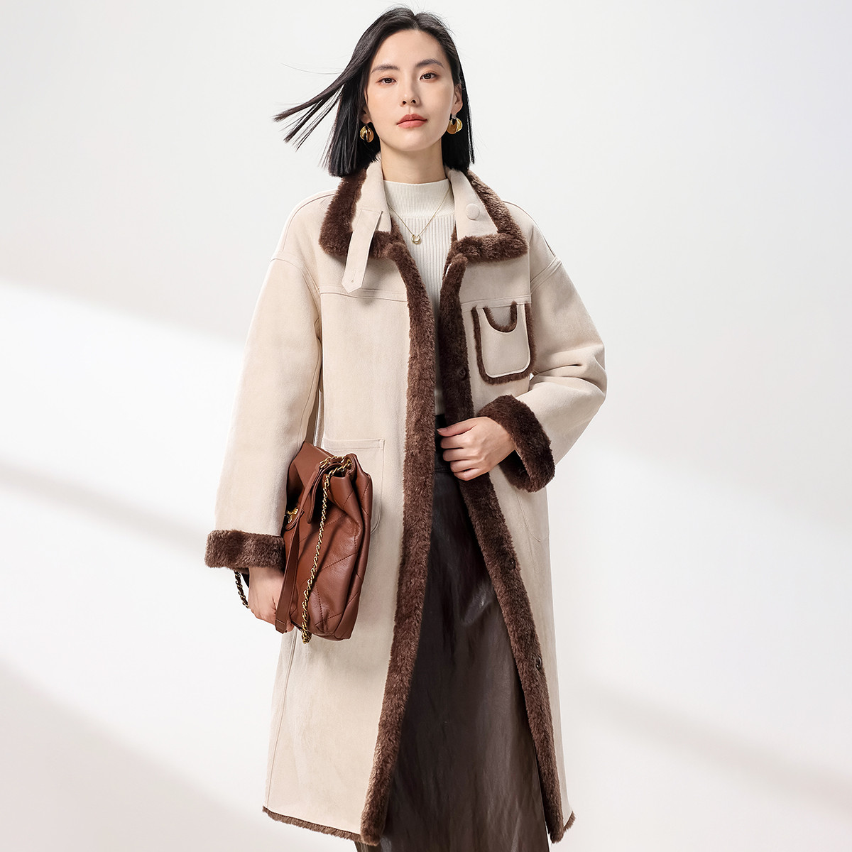 加绒加厚皮毛一体女外套2025年高级感秋冬季大衣