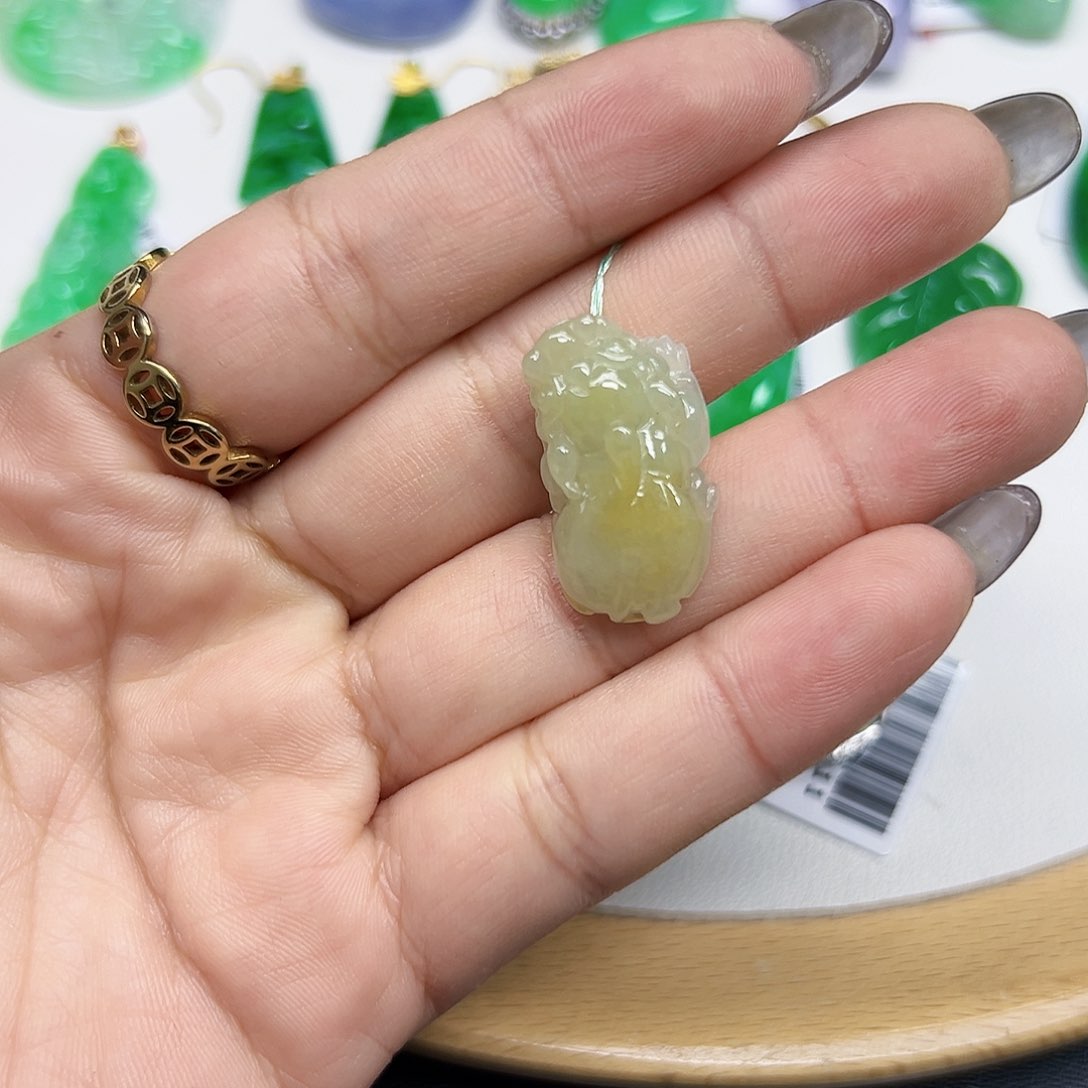 翡翠颈饰18K金镶嵌天然Ａ货翡翠