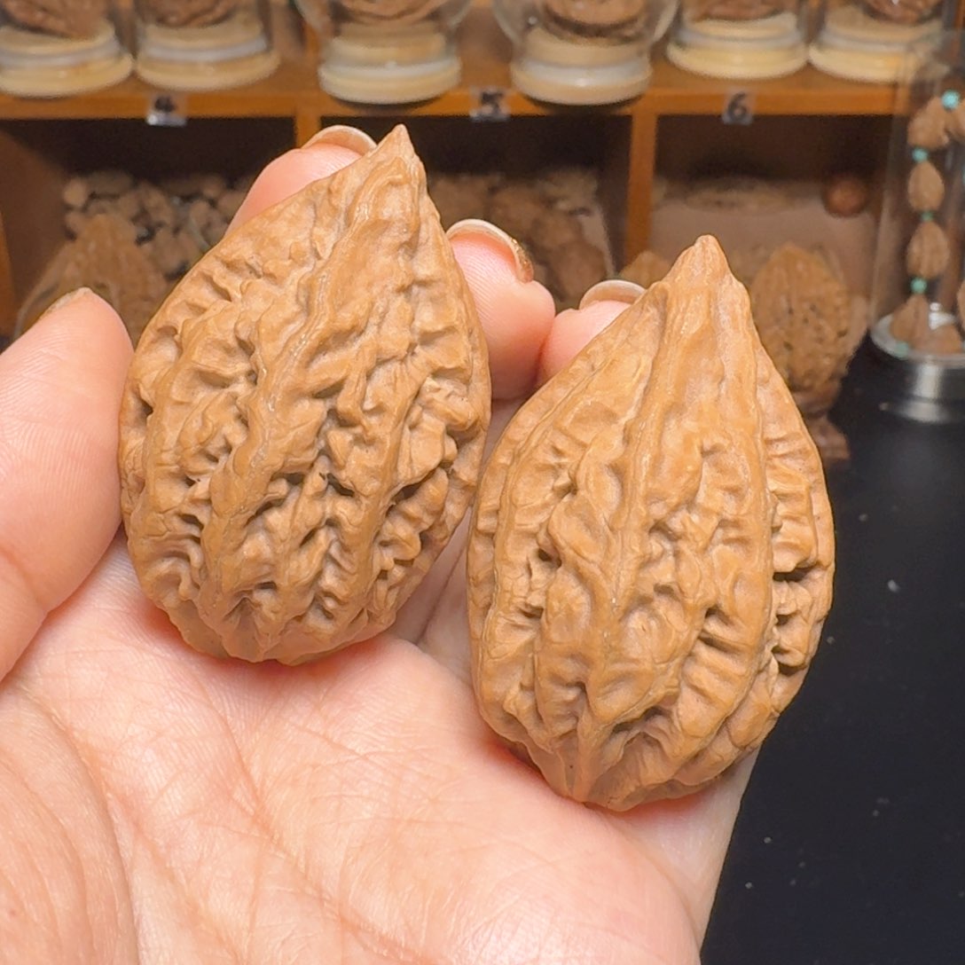 文玩核桃把件花瓶